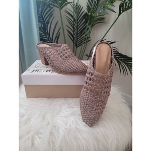 Like new! Fall Wine Tasting Mules - Size 9